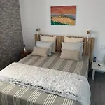 - Vue Golf Pres De La *